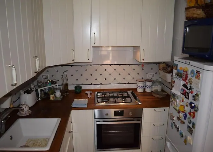 Terrace Flat In Central Naples