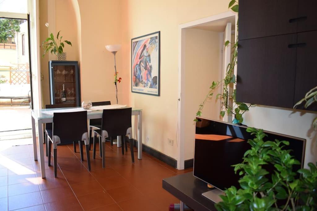 Apartment Terrace Flat In